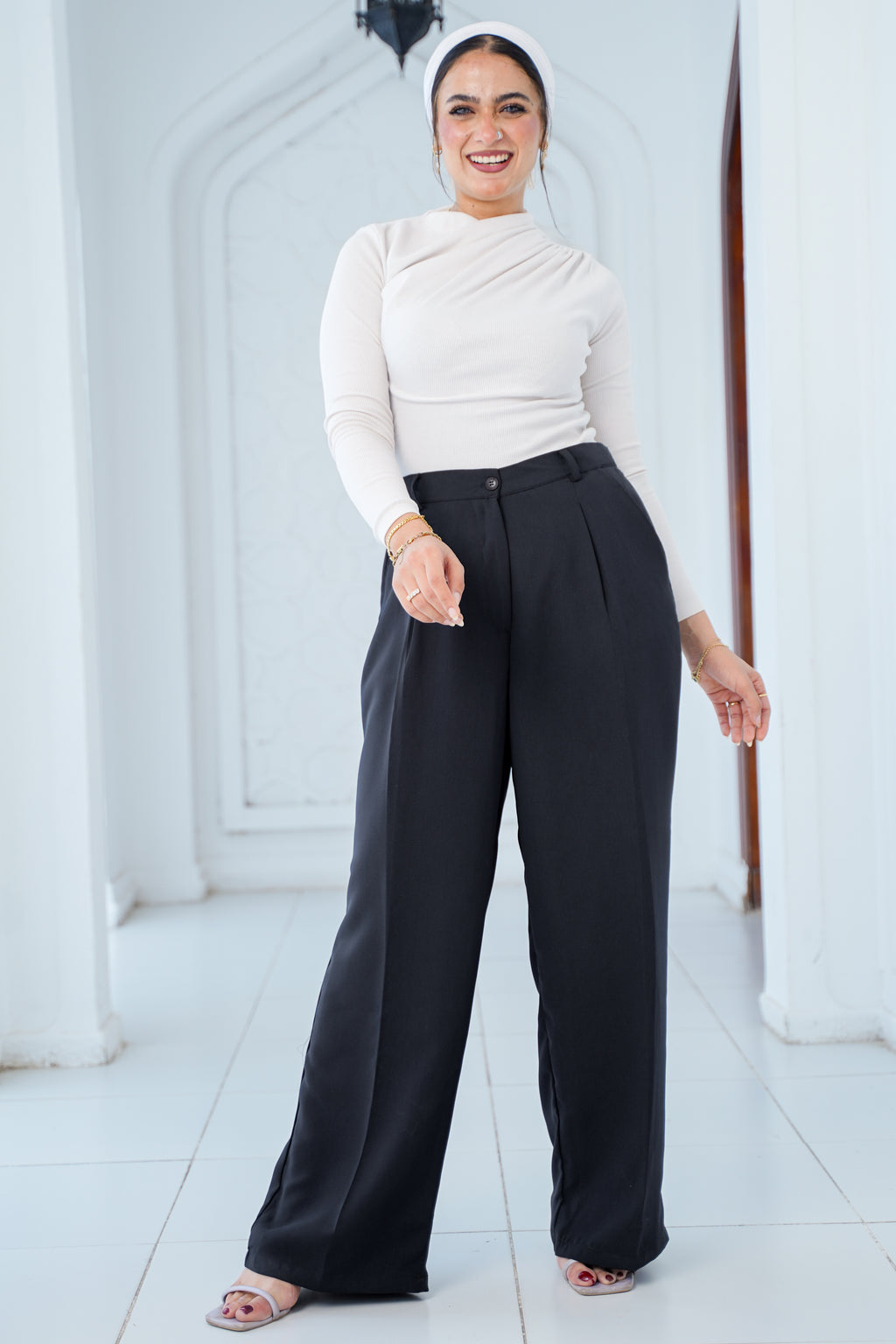 High-Waisted Wide-Leg Trousers - Black