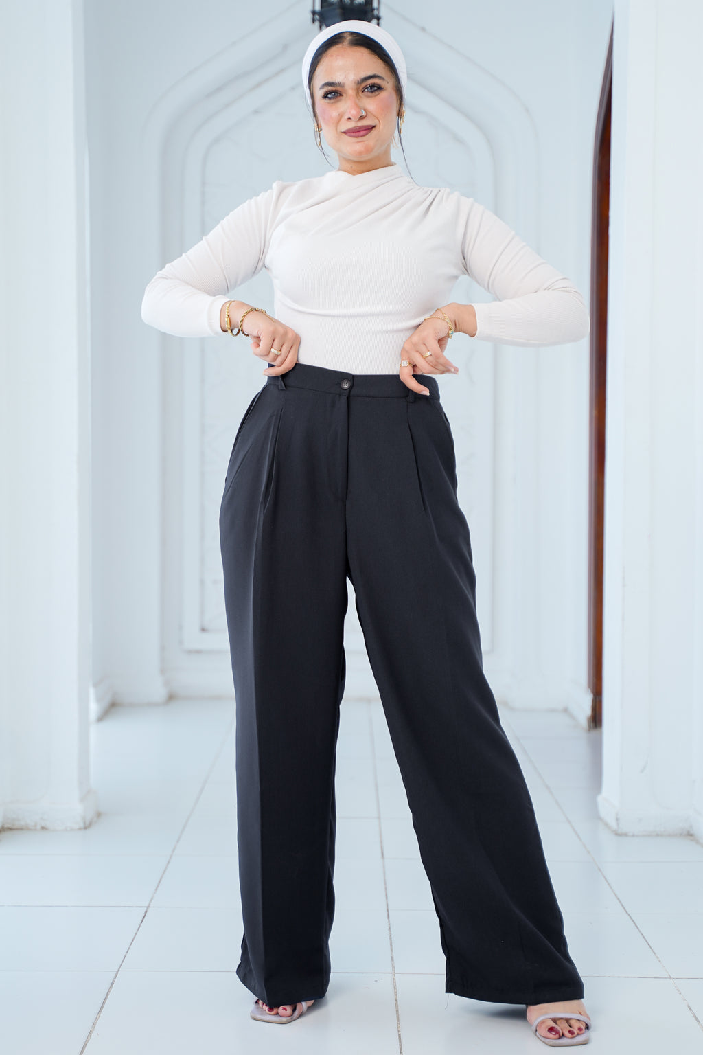 High-Waisted Wide-Leg Trousers - Black