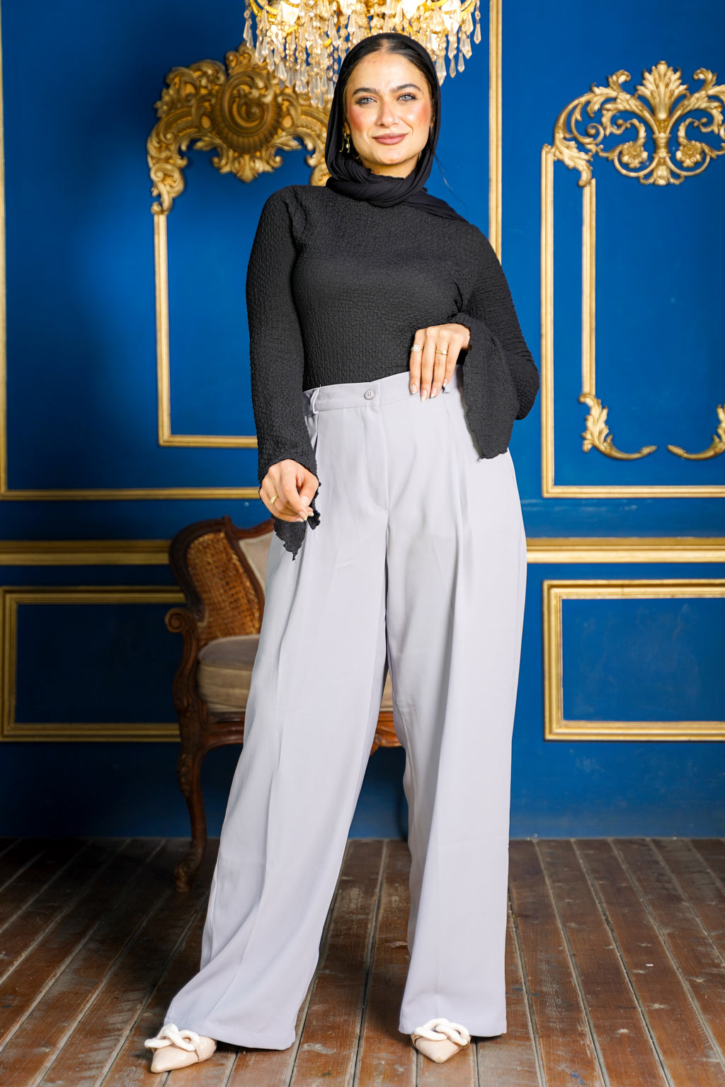 High-Waisted Wide-Leg Trousers - Light Gray